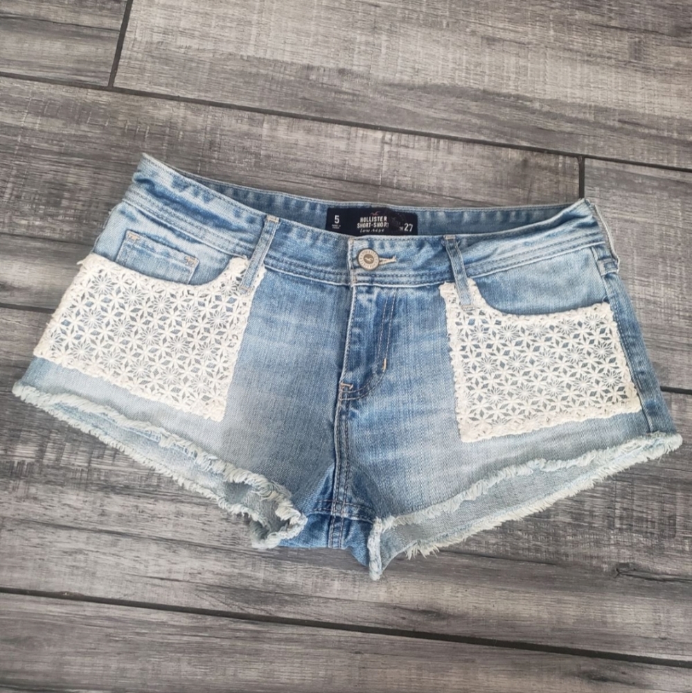Hollister Low Rise Embroidered Shorts 5
